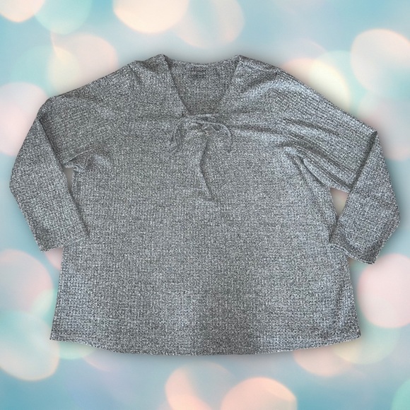 Lane Bryant Women’s Plus Size Criss Cross Sweater Size 22/24 - Picture 2 of 4